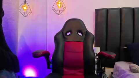 Snapshot of cute_elii chatting on 05-29-26, 11:52 Independent Model online show from 05-29-26, 11:52