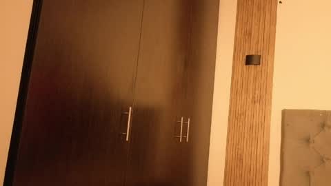 Emma online show from 04-15-26, 11:06