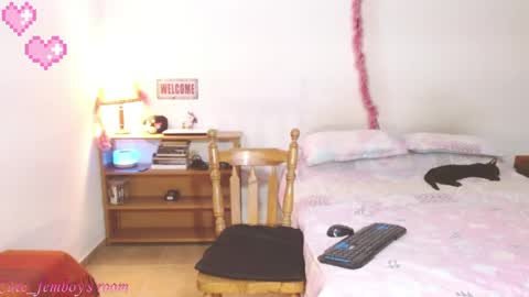 Snapshot of cute_femboy420 chatting on 06-04-26, 01:00 Valeria Vergara online show from 06-04-26, 01:00