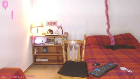 Snapshot of cute_femboy420 chatting on 06-11-26, 11:47 Valeria Vergara online show from 06-11-26, 11:47