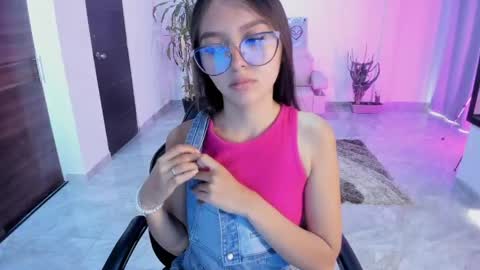 Bella Fox online show from 05-19-26, 02:56