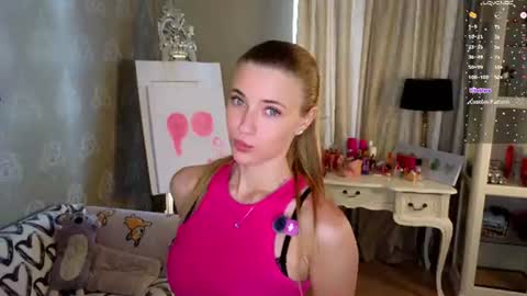 Snapshot of cute_fox_girl chatting on 06-10-26, 08:24 Anne online show from 06-10-26, 08:24