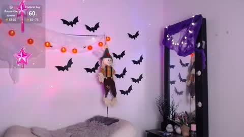 Cute horny1 online show from 10-14-25, 03:18