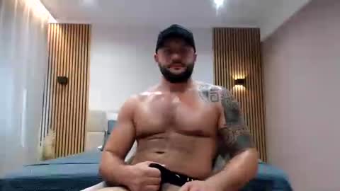 Snapshot of cute_johny01 chatting on 06-13-26, 05:38 Cute Johny01 online show from 06-13-26, 05:38