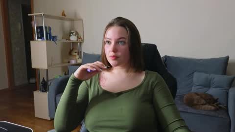 Kite and Jack online show from 09-10-25, 04:18