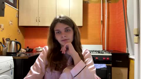 Snapshot of cute_kitte chatting on 01-10-25, 10:04 cute_kitte online show from 01-10-25, 10:04