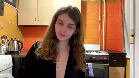 Snapshot of cute_kitte chatting on 02-07-25, 09:26 cute_kitte online show from 02-07-25, 09:26