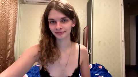 Snapshot of cute_kitte chatting on 10-03-25, 06:49 cute_kitte online show from 10-03-25, 06:49