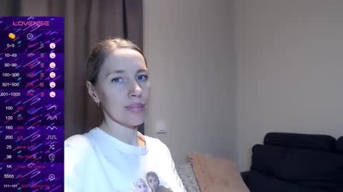 cute_lion_ online show from 01-25-25, 06:57