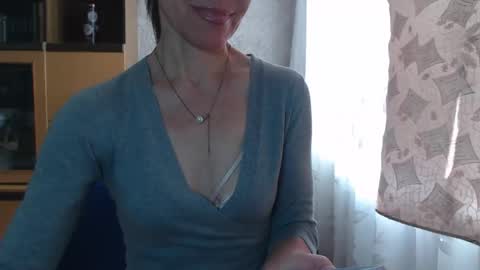 cute_lion_ online show from 02-11-25, 08:26