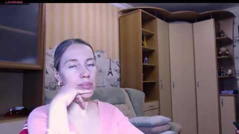 cute_lion_ online show from 03-02-26, 12:56