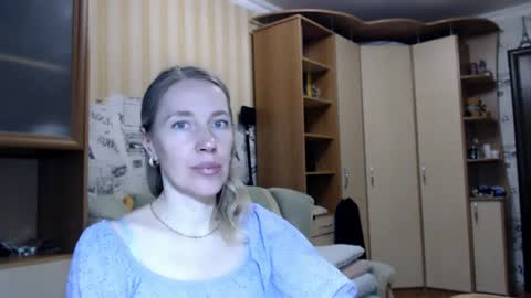 Snapshot of cute_lion_ chatting on 06-13-26, 11:41 cute_lion_ online show from 06-13-26, 11:41