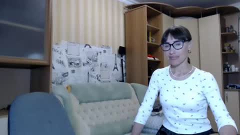 cute_lion_ online show from 06-21-26, 11:24