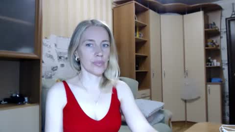 cute_lion_ online show from 07-14-26, 08:03