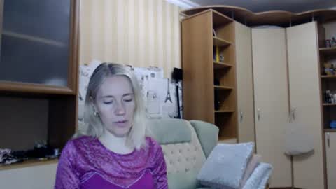 cute_lion_ online show from 07-21-26, 12:18