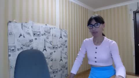 cute_lion_ online show from 08-01-26, 11:53