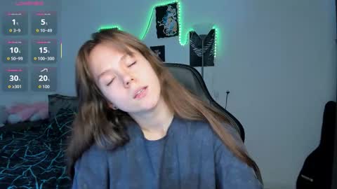 Emily online show from 10-03-25, 03:42