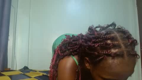 cute_lorna online show from 04-11-26, 08:29