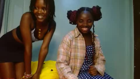 cute_lorna online show from 04-21-26, 02:51