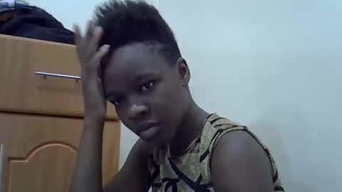 Snapshot of cute_marion chatting on 01-29-25, 10:05 cute_marion online show from 01-29-25, 10:05