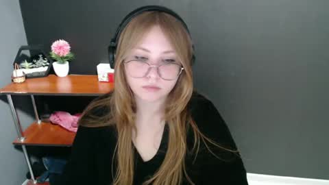 Veronica online show from 12-16-24, 10:29