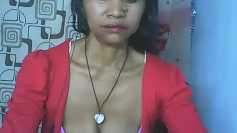 Snapshot of cute_moll chatting on 04-17-26, 07:55 murielle online show from 04-17-26, 07:55