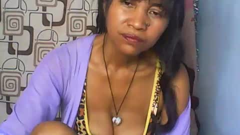 Snapshot of cute_moll chatting on 05-21-26, 07:37 murielle online show from 05-21-26, 07:37