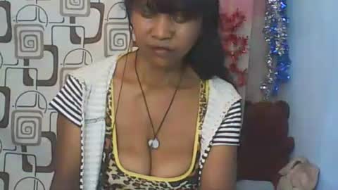 Snapshot of cute_moll chatting on 05-31-26, 11:06 murielle online show from 05-31-26, 11:06