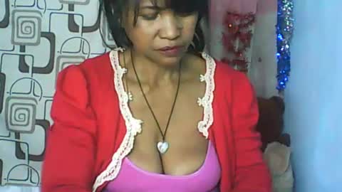 Snapshot of cute_moll chatting on 07-03-26, 07:48 murielle online show from 07-03-26, 07:48
