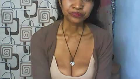 Snapshot of cute_moll chatting on 07-14-26, 07:02 murielle online show from 07-14-26, 07:02