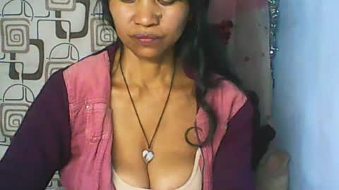 Snapshot of cute_moll chatting on 07-14-26, 07:19 murielle online show from 07-14-26, 07:19