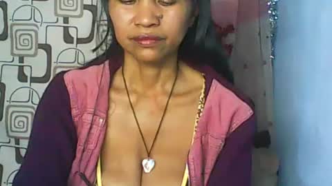 Snapshot of cute_moll chatting on 07-17-26, 12:45 murielle online show from 07-17-26, 12:45