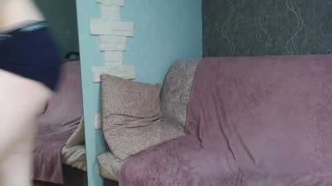 Oliver online show from 02-19-25, 07:38