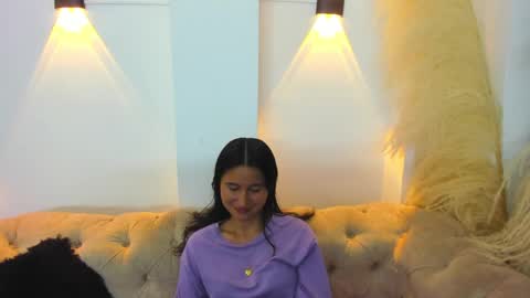 Snapshot of cute_rouss chatting on 12-11-24, 04:18 ROUSS online show from 12-11-24, 04:18