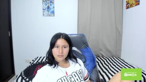 Snapshot of cute_rouss chatting on 10-10-25, 02:32 ROUSS online show from 10-10-25, 02:32