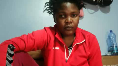 Snapshot of cute_roxie chatting on 10-31-25, 06:42 cute_roxie online show from 10-31-25, 06:42