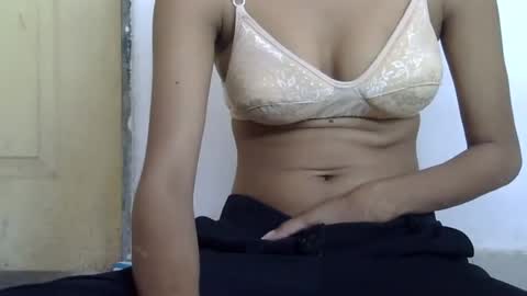 ruhi online show from 07-13-26, 02:14