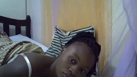 Snapshot of cute_savanna chatting on 02-02-25, 01:12 cute_savanna online show from 02-02-25, 01:12