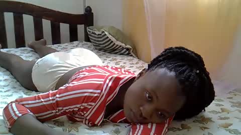 Snapshot of cute_savanna chatting on 03-08-25, 09:17 cute_savanna online show from 03-08-25, 09:17