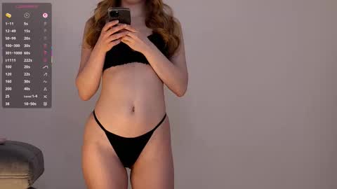  Hey im Kristina Thank you for your support  online show from 03-26-26, 08:53