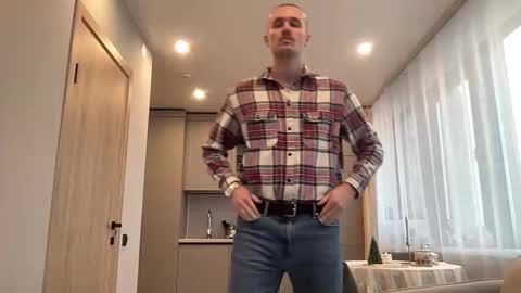 cute_skywalker online show from 12-21-25, 09:49