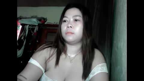 Mimi online show from 05-16-26, 10:41