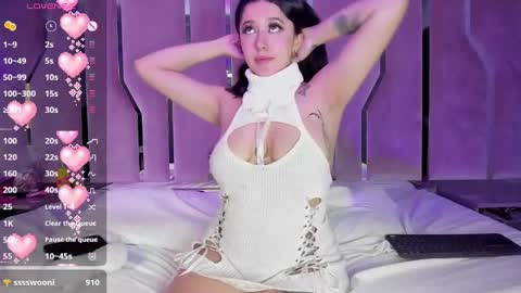 Snapshot of cute_stoone chatting on 02-14-25, 01:56 SOLEI online show from 02-14-25, 01:56