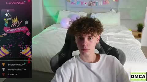 Thomas -  online show from 02-16-25, 01:14