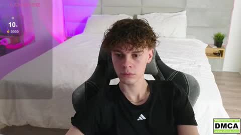 Thomas -  online show from 03-11-25, 07:25