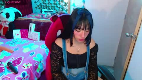 cute_zoe1 online show from 07-15-26, 03:56