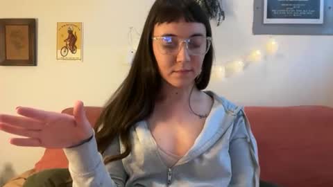 Snapshot of cuteballoons chatting on 02-06-26, 10:02 CuteBalloons online show from 02-06-26, 10:02