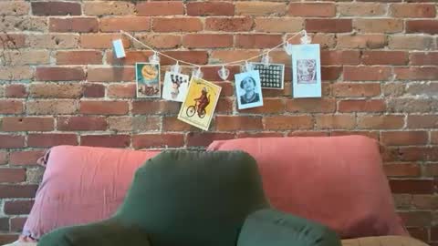 Snapshot of cuteballoons chatting on 02-13-26, 07:10 CuteBalloons online show from 02-13-26, 07:10