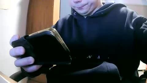 Snapshot of cuteboy090 chatting on 02-01-25, 10:59 Cuteboy090 online show from 02-01-25, 10:59