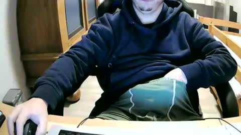 Snapshot of cuteboy090 chatting on 11-27-25, 11:40 Cuteboy090 online show from 11-27-25, 11:40